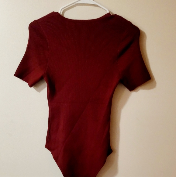 Red Fitted Short Sleeve Bodysuit. Never Worn - Picture 1 of 2